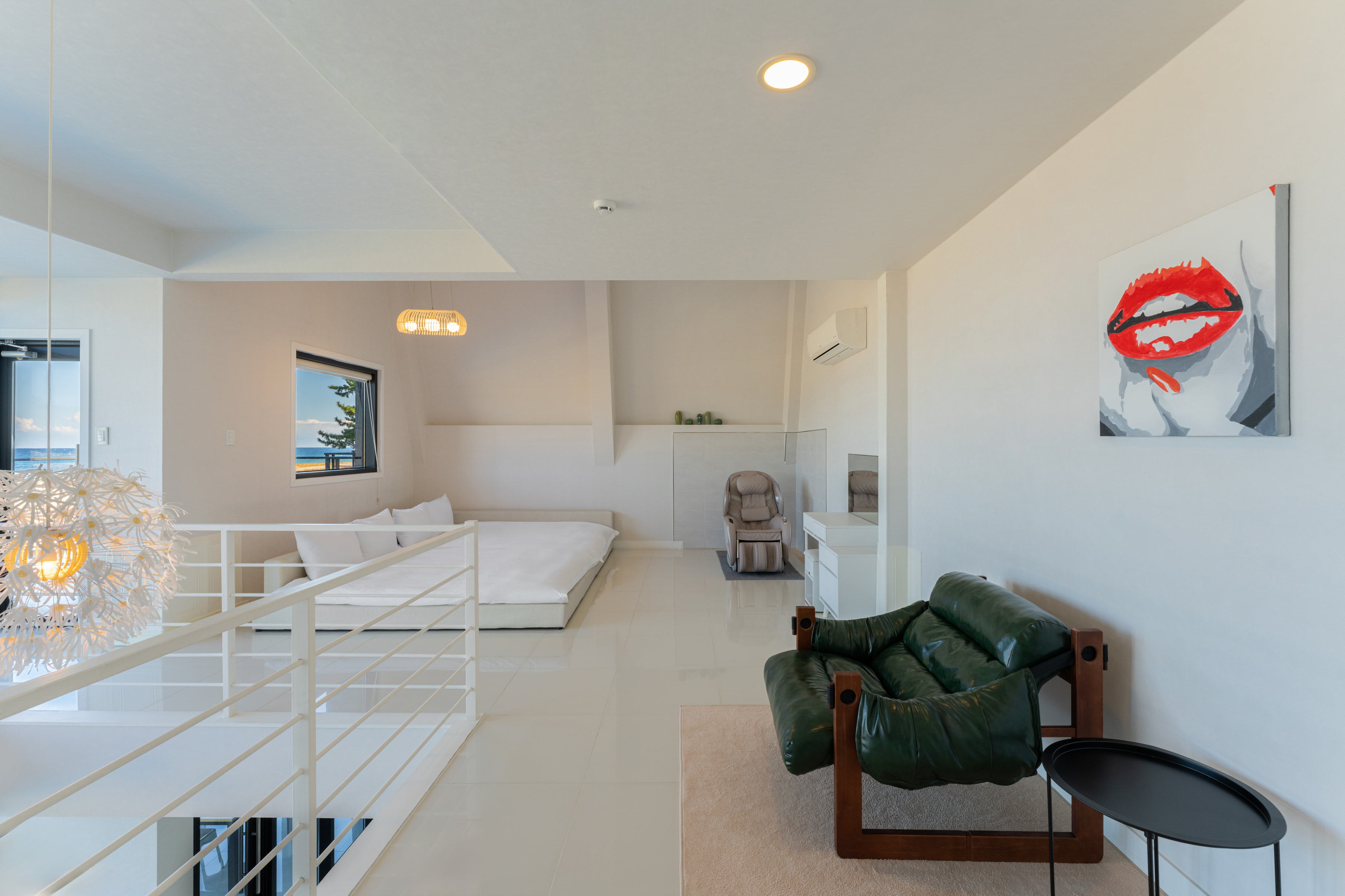 B동